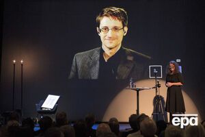 Трамп требует вернуть Сноудена в США