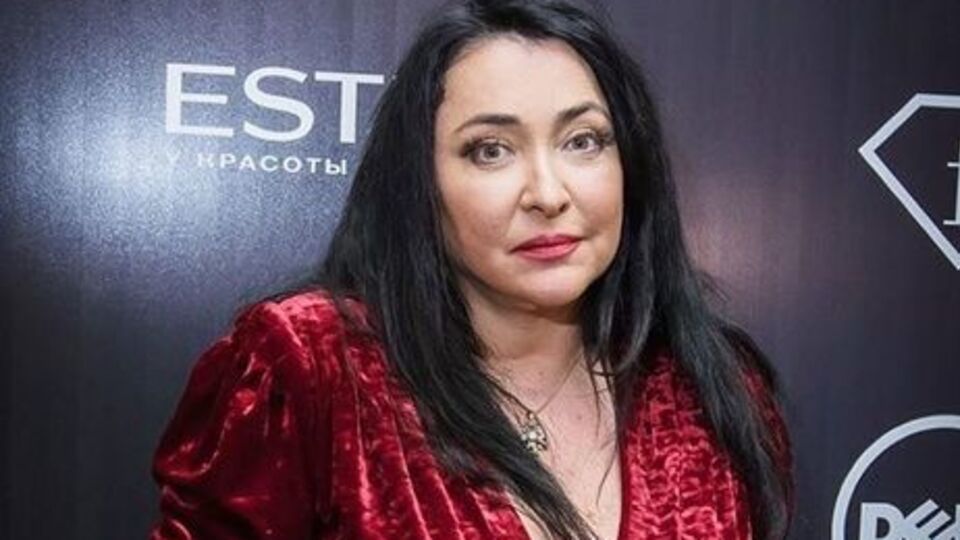 Лолита: Два замечательных рэпера N'Pans и L.A.V.Retro прислали мне на почту новую версию песни "Анатомия", где совершенно новое прочтение, и от меня только припев остался, но я счастлива!