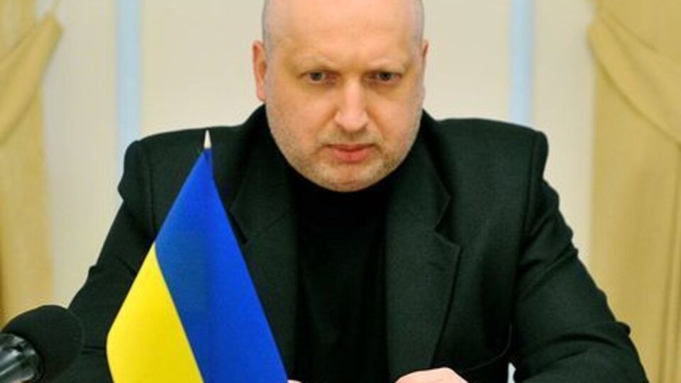 Турчинов: Нам лучше сейчас себя обезопасить, чем это делать постфактум