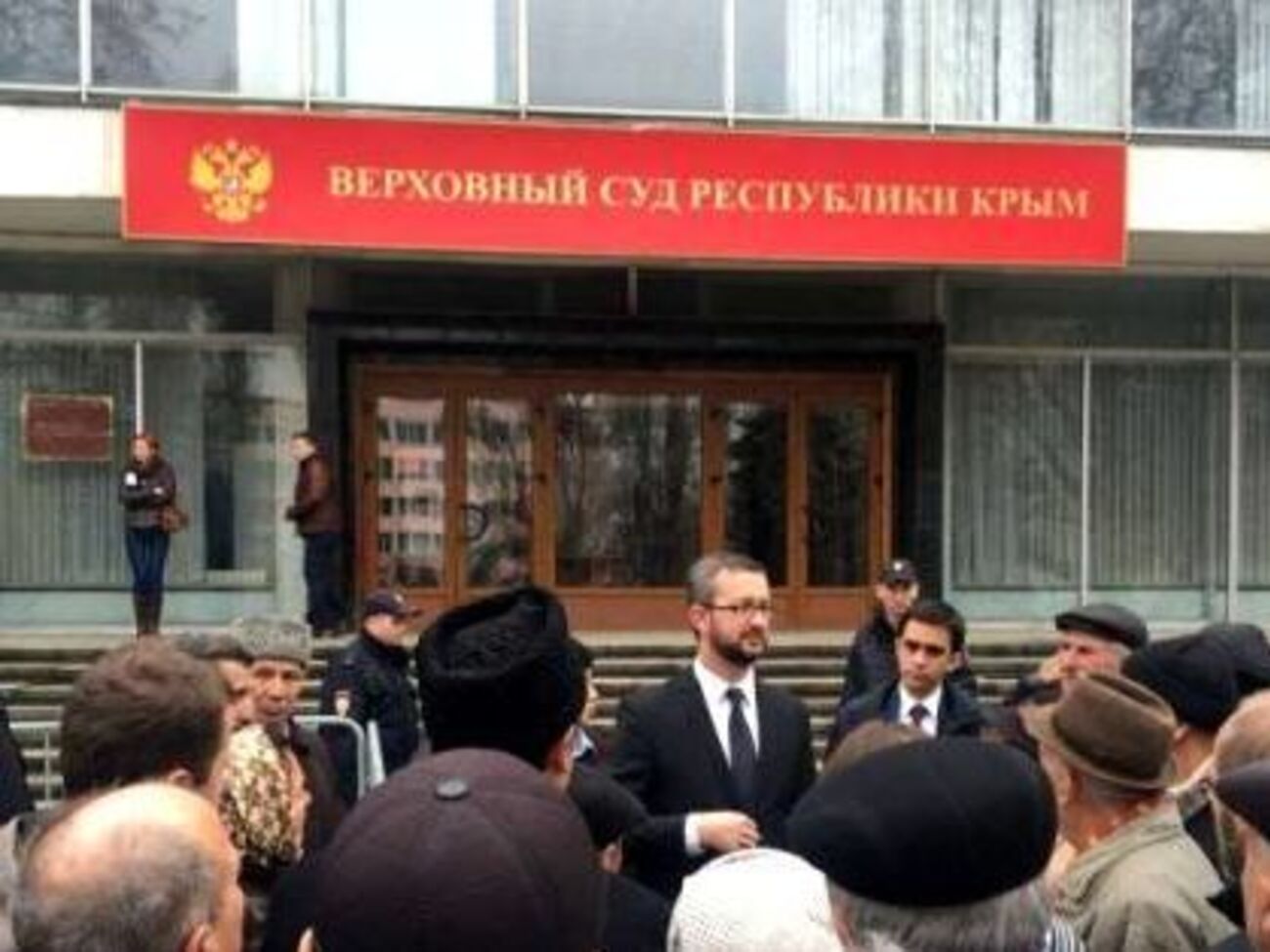 По словам Джелялова, прокуратура предоставила&nbsp;более 500 страниц и семь CD-дисков с материалами по данному делу