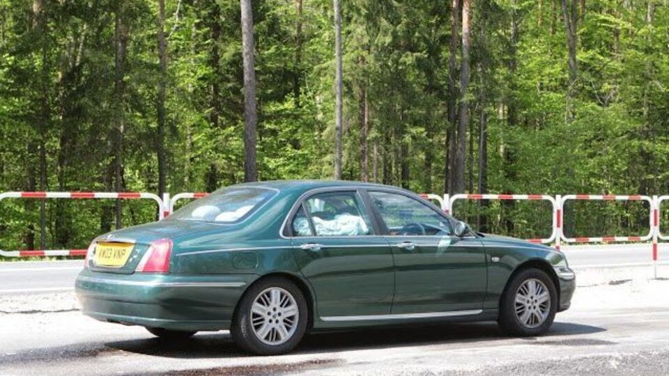 У Филлипса угнали машину