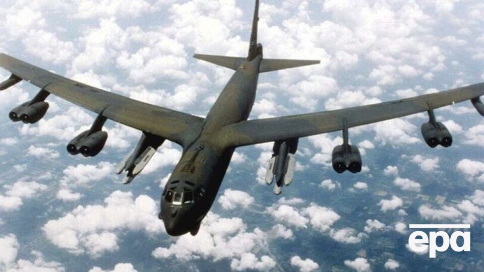 Боевое применение B-52 должно начаться в апреле