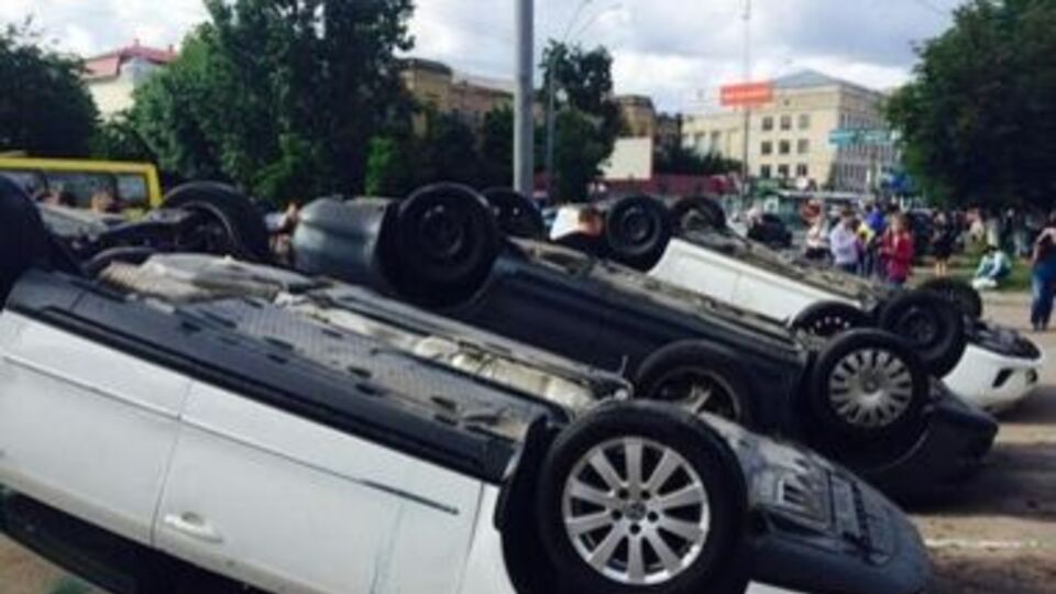 В 2014 году с автомобилями посольства РФ не церемонились