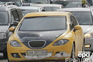 В январе крымские водители оспорили в суде необходимость замены украинских номеров на российское, но в феврале Верховный суд РФ отклонил жалобу