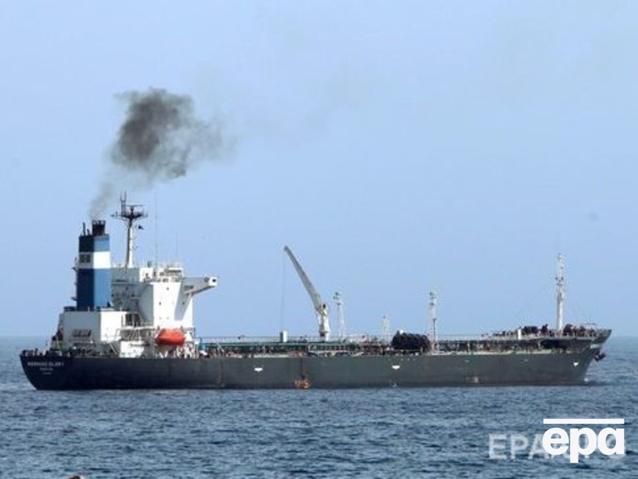 Танкер разгрузил доставленное сырье на нефтеперерабатывающем заводе испанской компании Cia Espanola de Petroleos