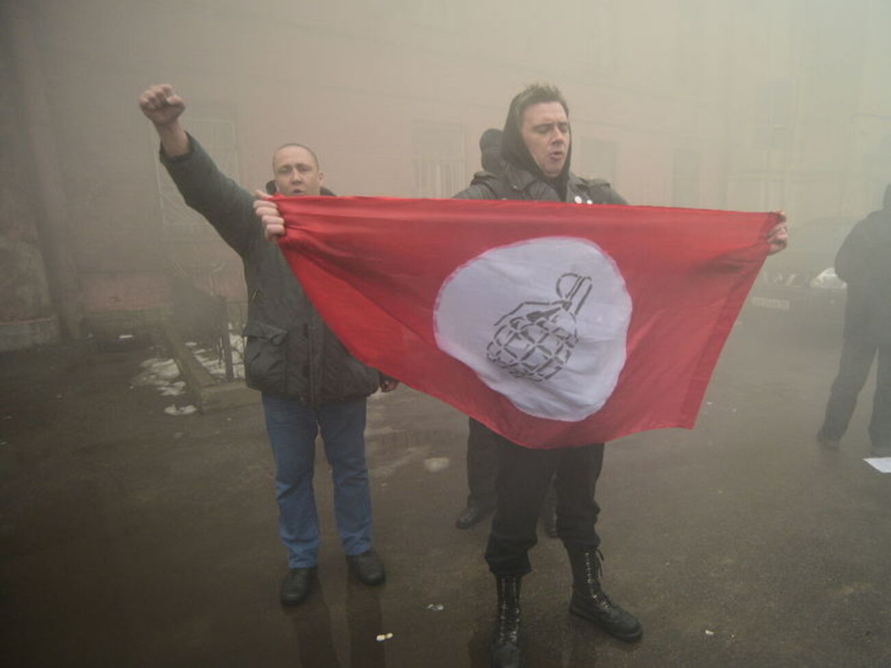 Активисты "Другой России" требовали "свободу сидящим в украинских тюрьмах узникам"