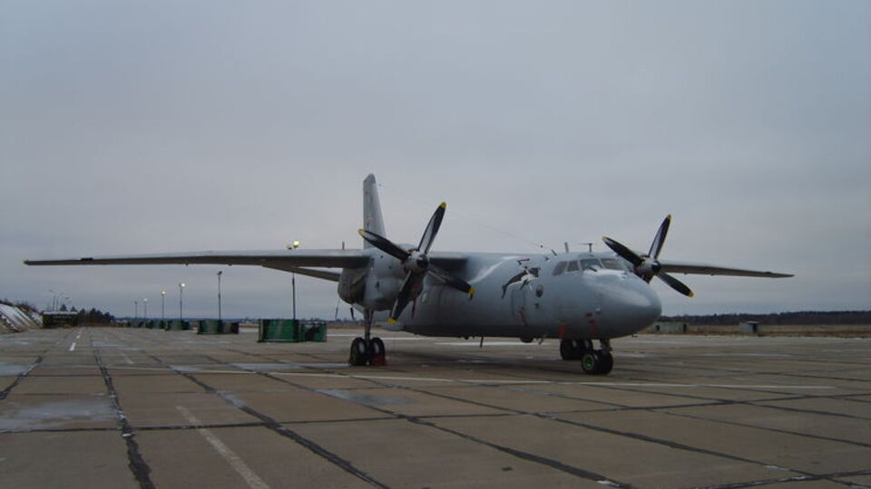 Предварительно, на борту самолета находились четверо россиян