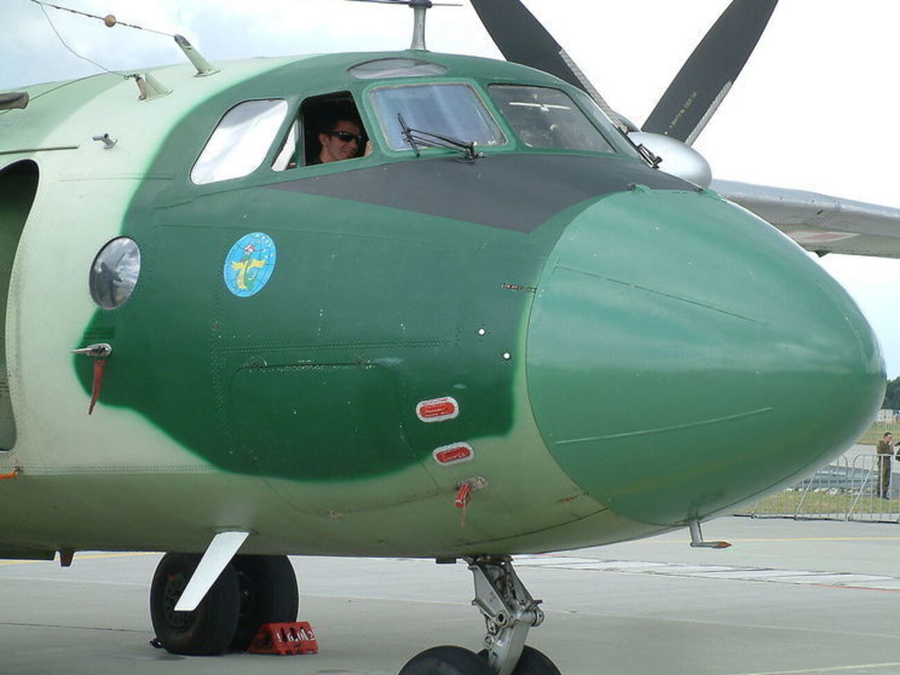 Экипаж рухнувшего у побережья Бангладеш самолета Ан-26 был украинским