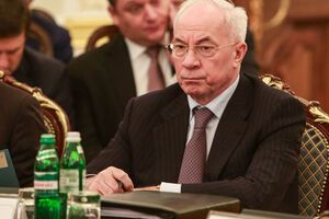 Азарову вернули пенсию