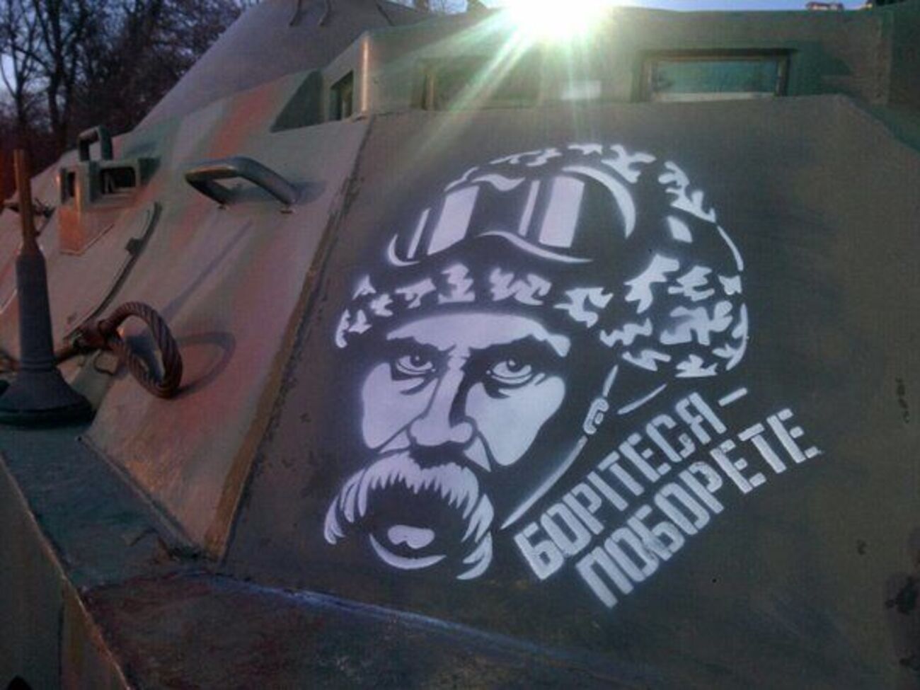 В Харькове отметили день рождения Шевченко чтением его стихов с броневика. Фоторепортаж