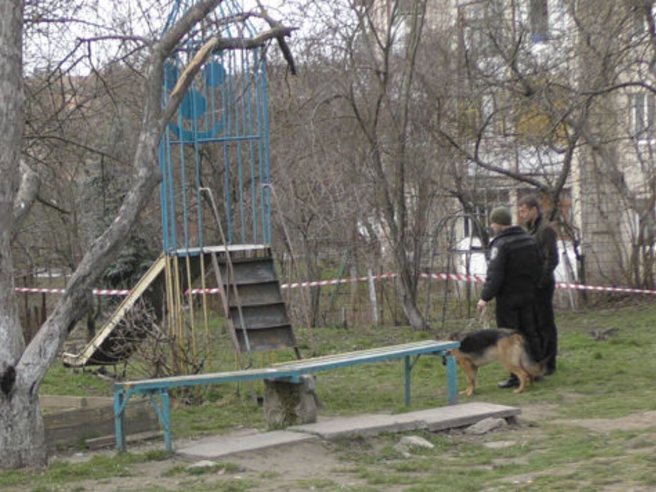 Гранату нашли на детской площадке