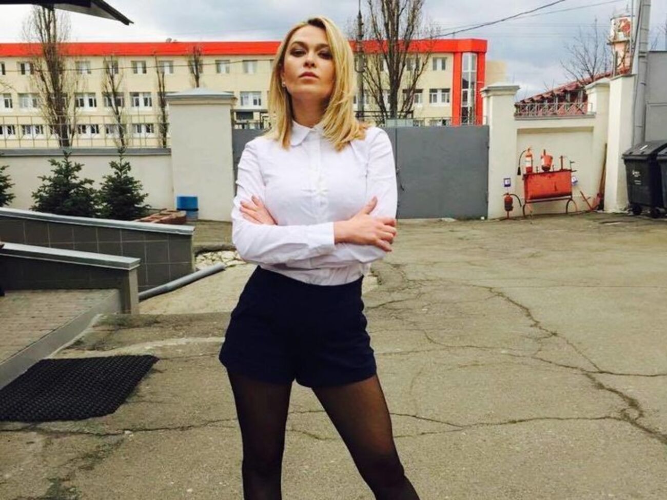 Коба: Веселая одежда раскрепощает спикеров