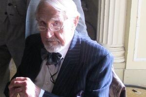 Уилмер исполнил около 100 ролей