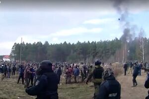Столкновения между полицией и копателями янтаря