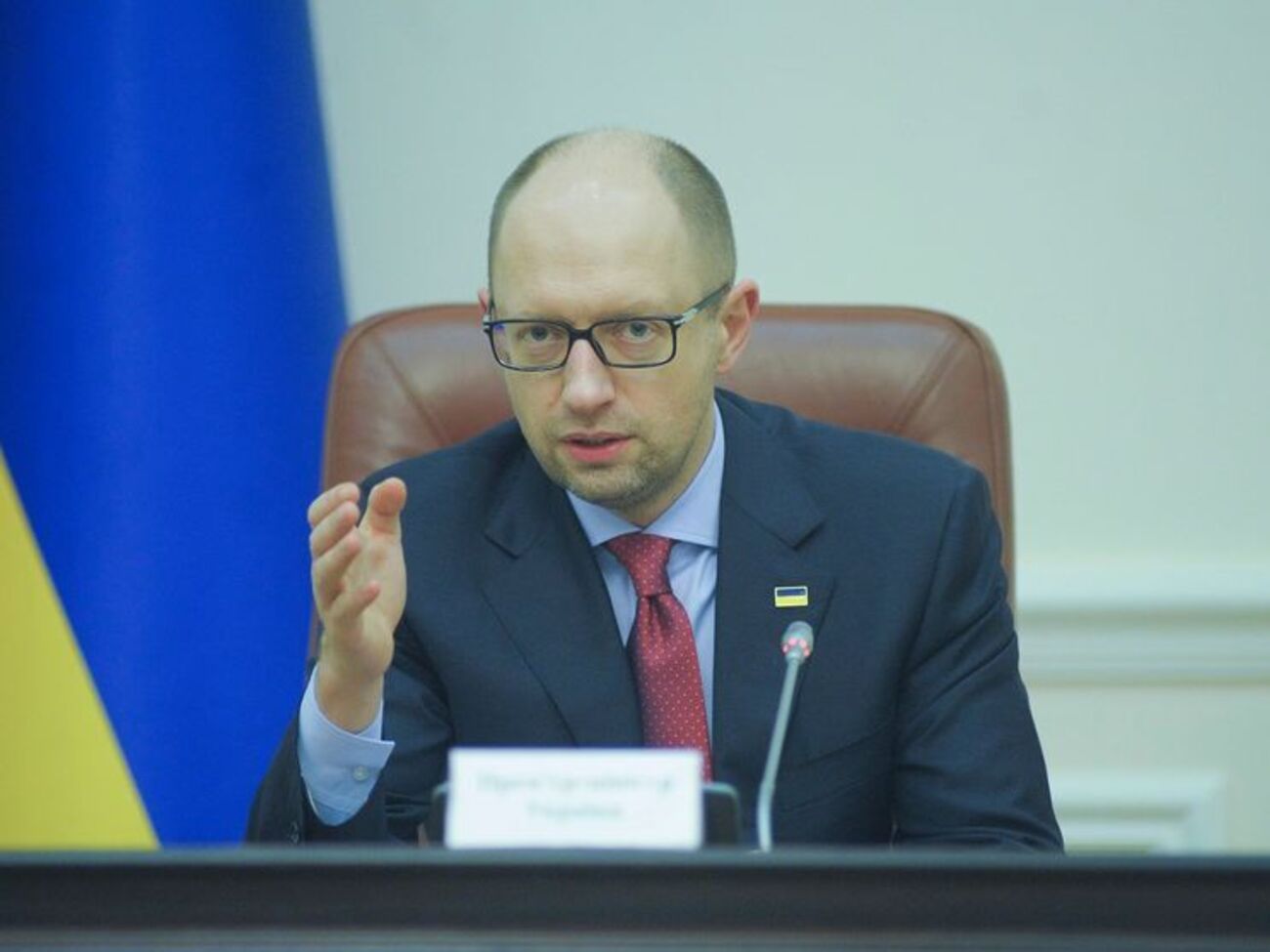 Проект судебной реформы президент Порошенко передал парламенту в ноябре 2015 года