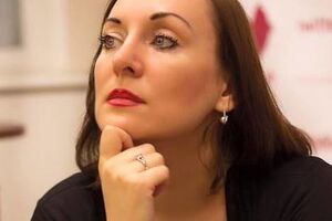 Пелевину на НТВ обвинили в том, что она сама установила скрытую камеру в спальне