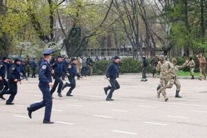Полиция пытается предотвратить стычки на Куликовом поле