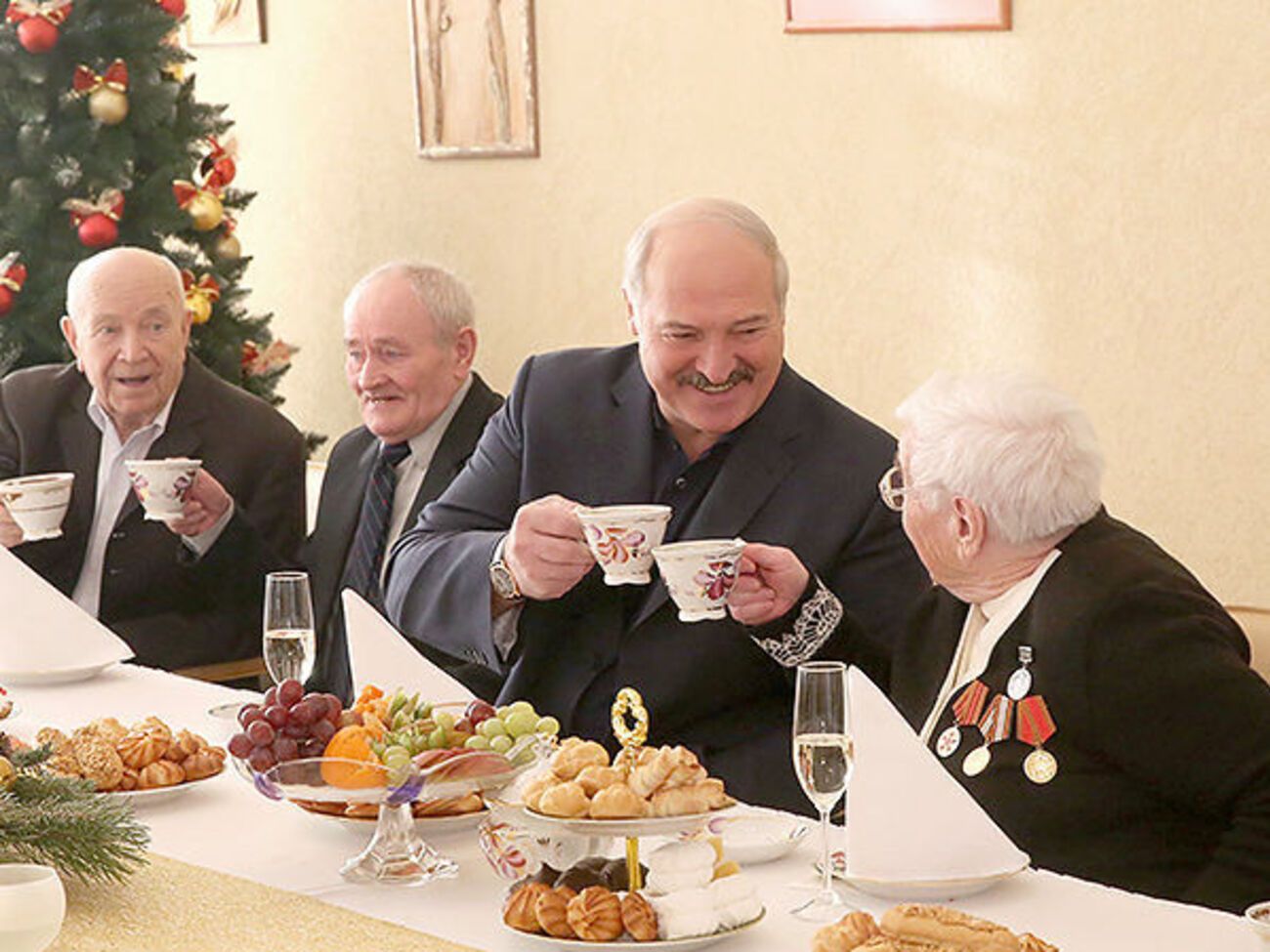 Лукашенко отложил выход белорусов на пенсию