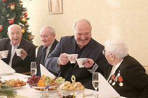 Лукашенко отложил выход белорусов на пенсию