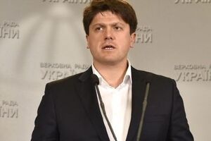 Винник: Лучше спросить у самого Гройсмана, чем цитировать отдельных политиков