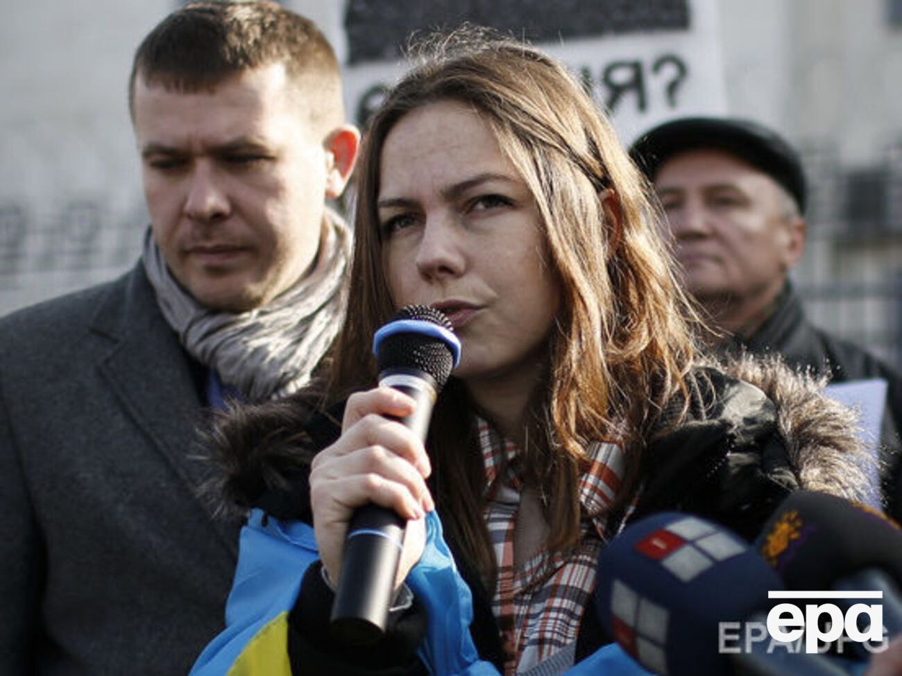 Вера Савченко напомнила, что российские власти выпустили Ходорковского через девять лет