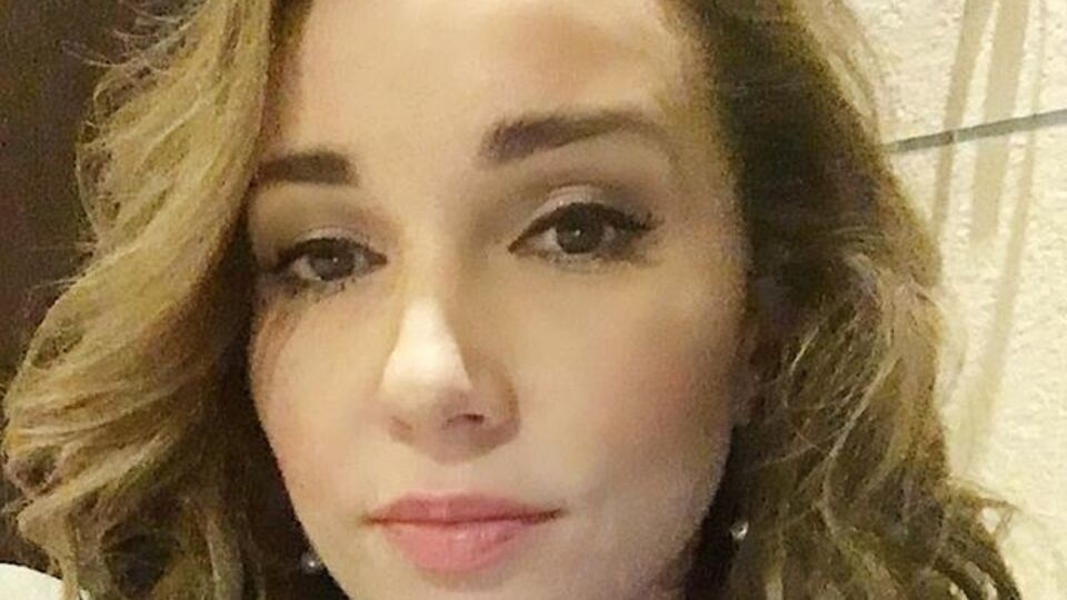Чехова: Ну и чтобы окончательно всех добить... Кто еще не высказался относительно прически, чьи еще очень важные советы я не получила? Кто еще научит меня, как вырастить настоящего мужчину?