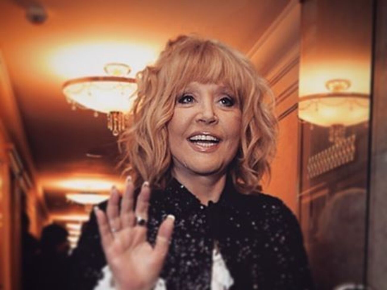 Пугачева дает старшей крестнице советы по телефону