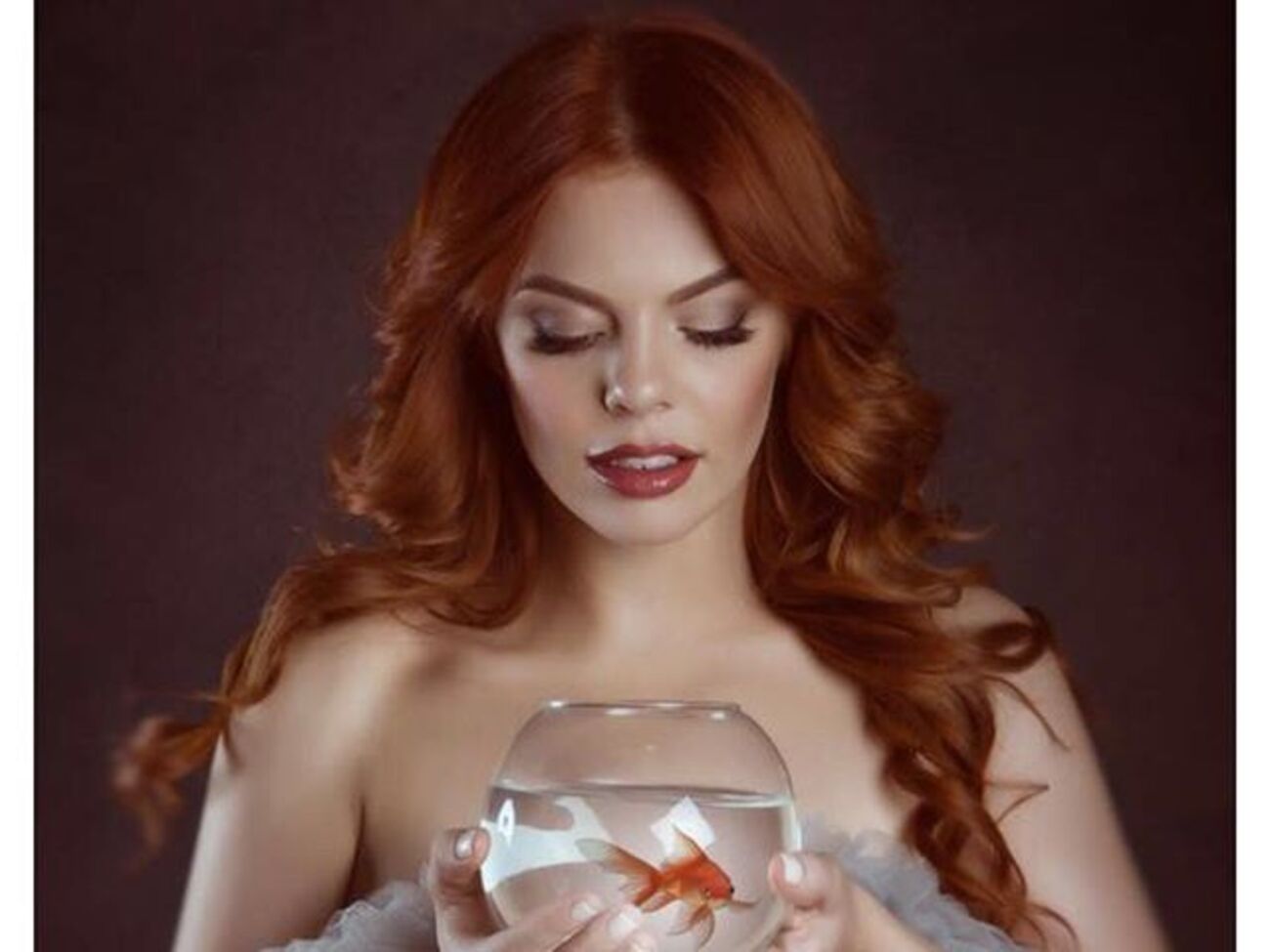 Стоцкая: Бампер в хлам? Начни утро в примерочной!