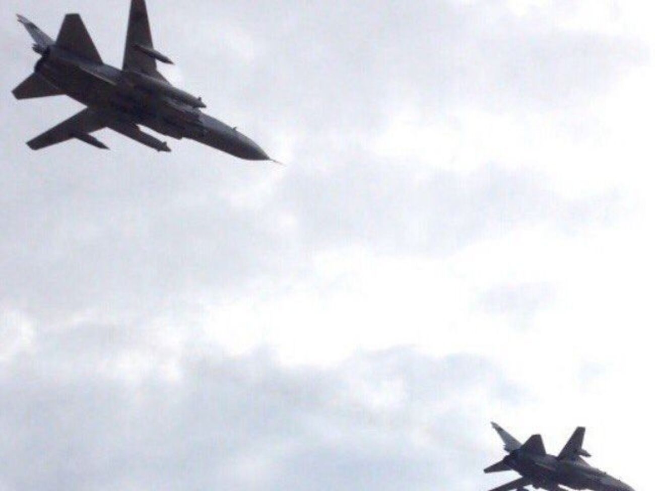 Над Луцком в ближайшие месяцы будут летать истребители