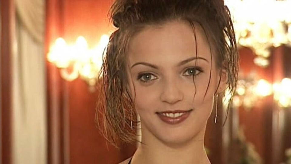 Леонова вернулась к работе и играет в пьесе "Король Лир" одну из главных ролей