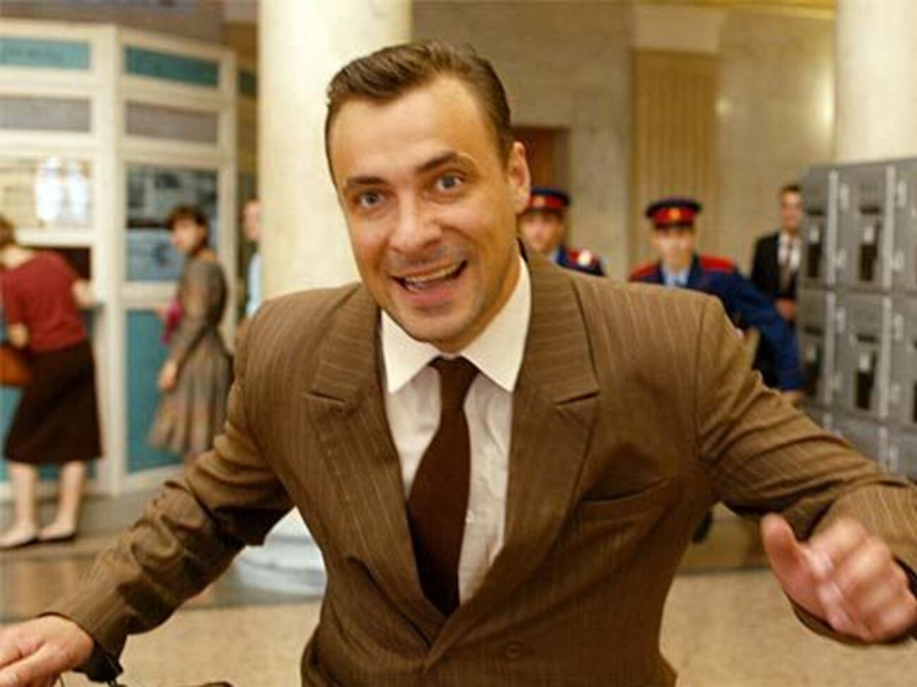 Цыганова давно не видели соседи рядом с детьми Леоновой - СМИ