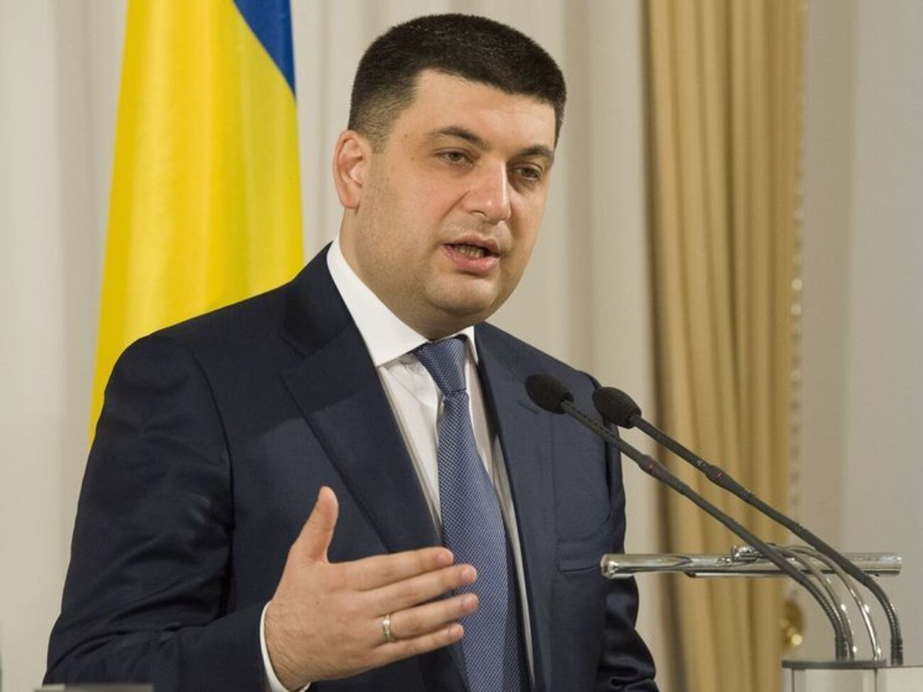 Ранее сегодня Гройсман заявил, что готов возглавить правительство