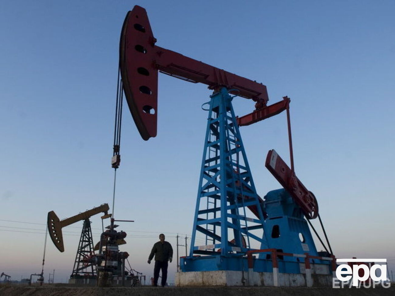 В "Сбербанке" ожидают падения курса рубля, если добычу нефти не заморозят