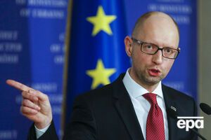 Яценюк призвал не снимать санкции с России