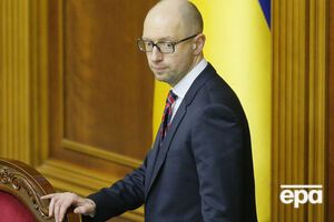 Яценюк поздравил парламент, президента и коалицию со своей отставкой