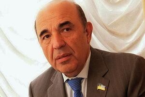 Вадим Рабинович: Яценюку перед уходом удалось показать, что закон чуть меньше, чем он
