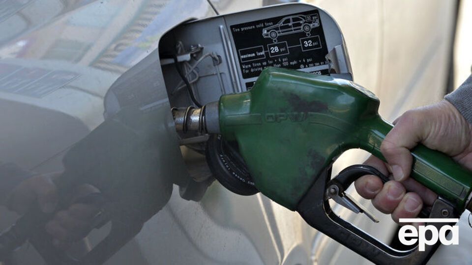 В украинскую сеть "Роснефти" входит 141 заправка в 12 областях, которые работают под брендами Formula, ТНК, "Золотой Гепард" и Smile
