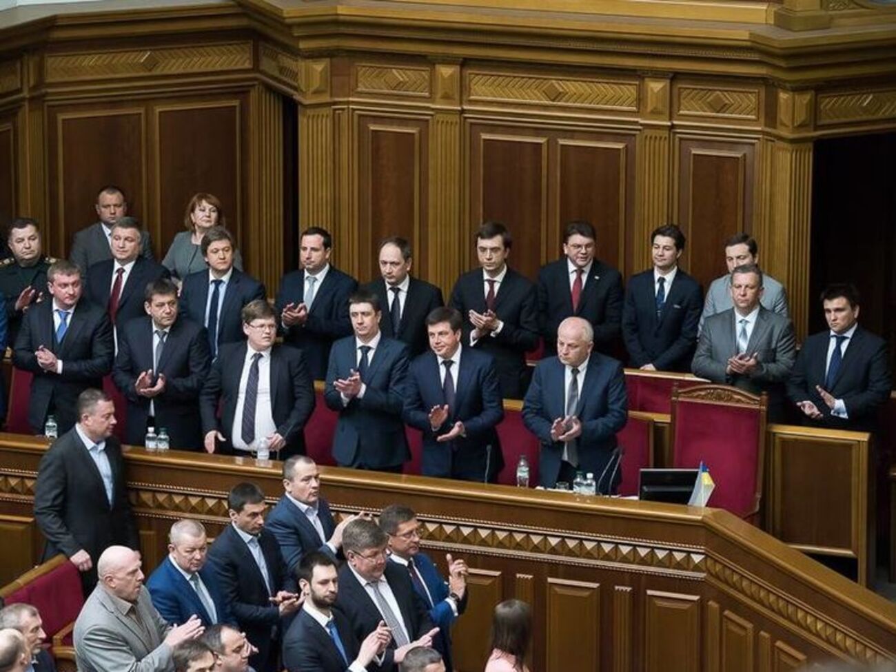 Кому достались портфели в новом Кабинете Министров?