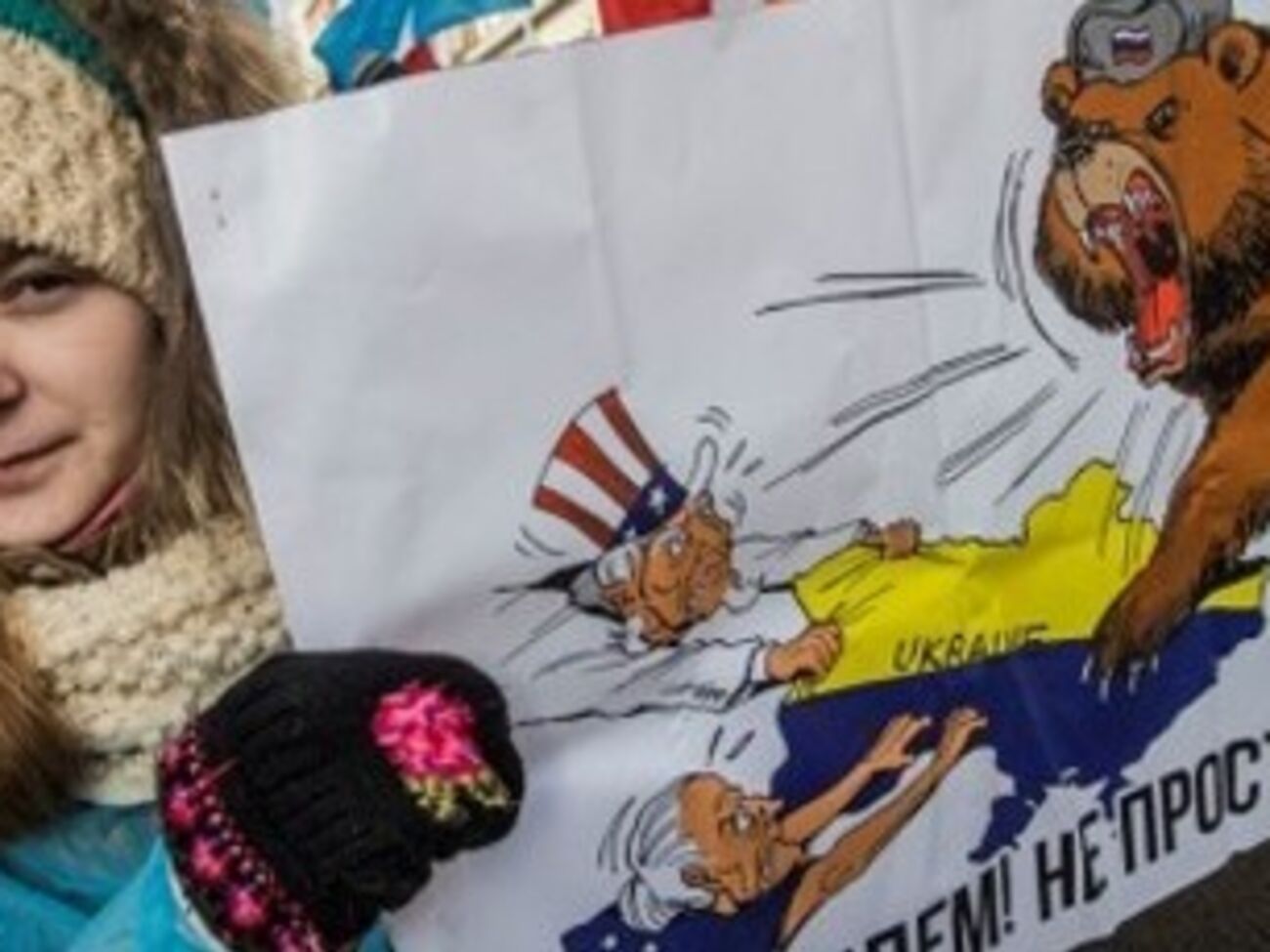 Порошенко сообщил, что в армию на контракт поступили уже десятки тысяч украинцев