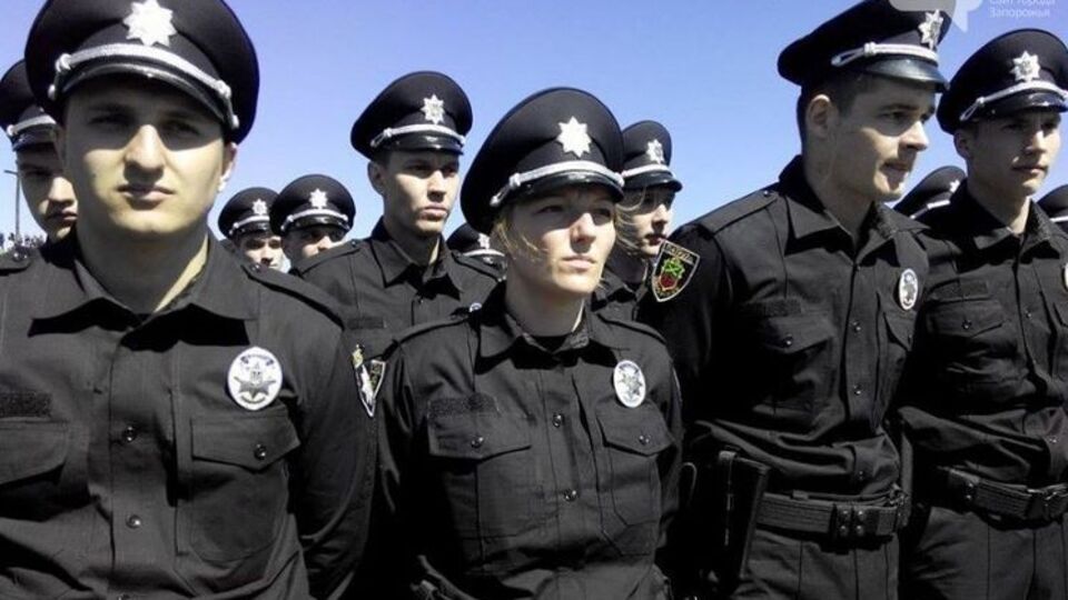 На улицы Запорожья выйдут 509 новых патрульных, среди них – 41 участник антитеррористической операции, а также 105 девушек
