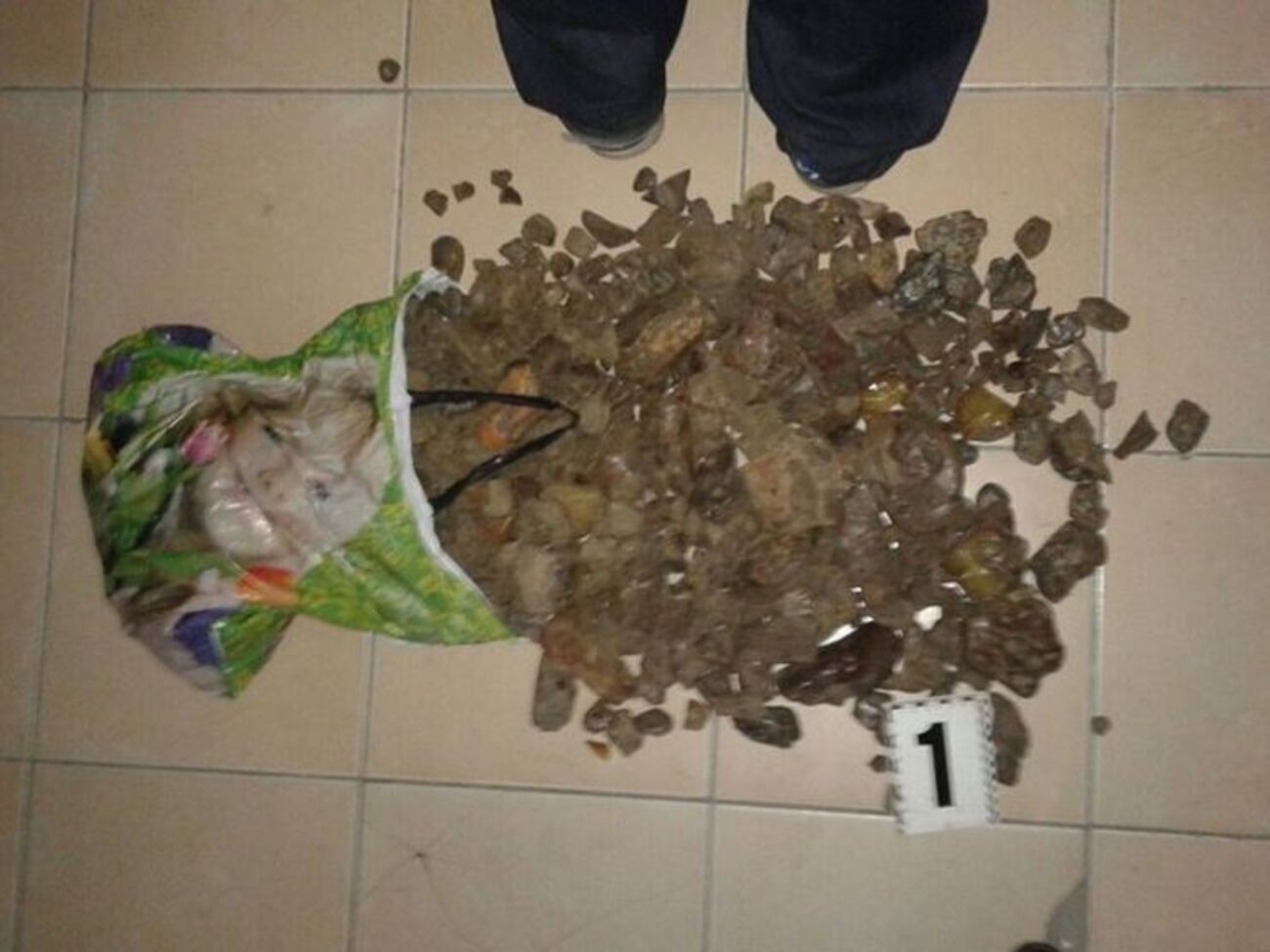 В Ровно арестовали скупщиков янтаря