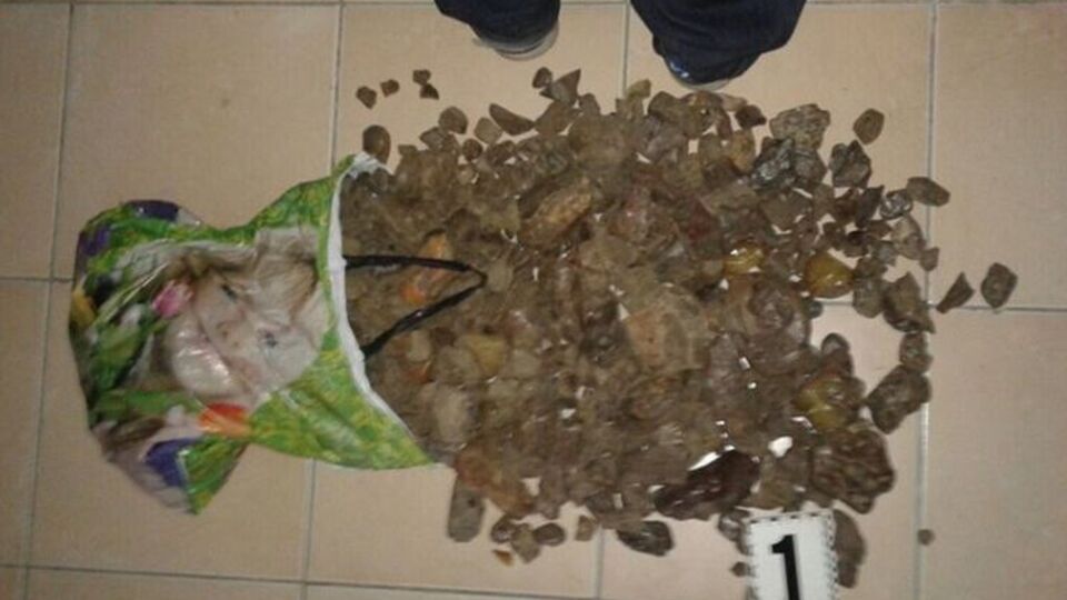 В Ровно арестовали скупщиков янтаря