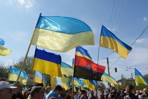 В Краматорске прошел марш в поддержку единства Украины