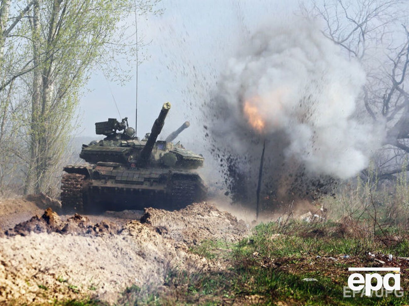 Российский дипломат заявил, что более чем 130 россиянам предъявили обвинения в связи с войной на Донбассе