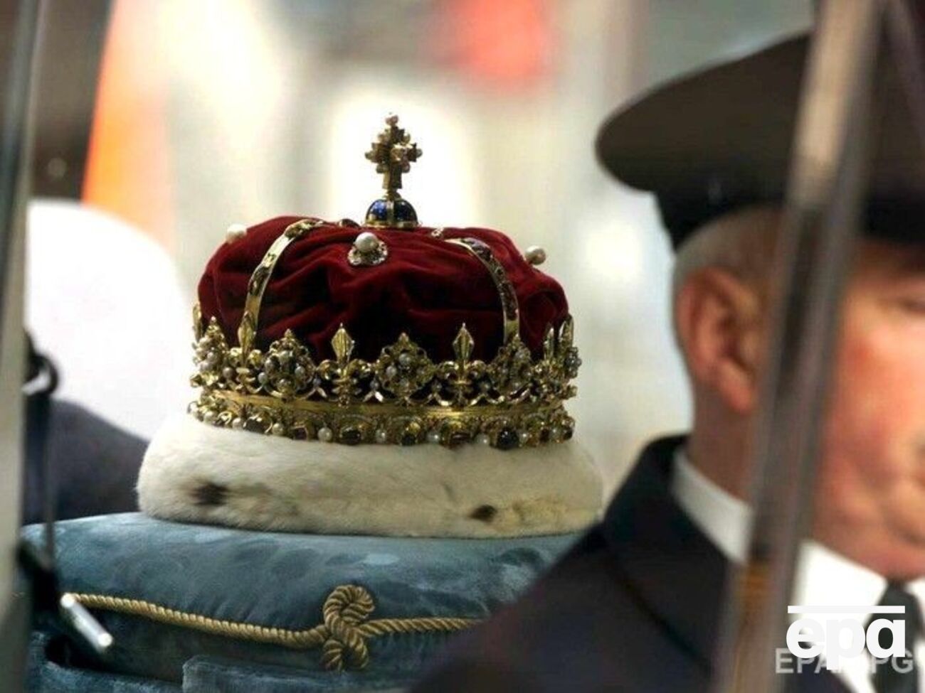 Корона Британии