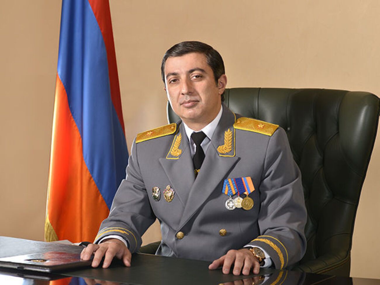 Погосян&nbsp;был главным принудительным исполнителем Армении с 2008 года