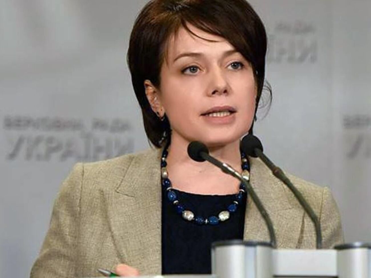 Гриневич: Министерство образования вынуждено вернуться к проверенной процедуре выдачи аттестатов