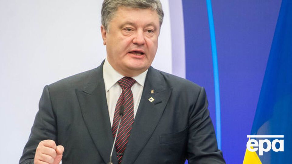 Порошенко требует сократить количество начальников в силовых органах