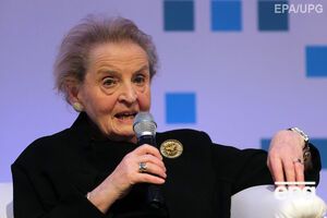 Олбрайт называет Россию "Бангладеш с ядерным оружием"