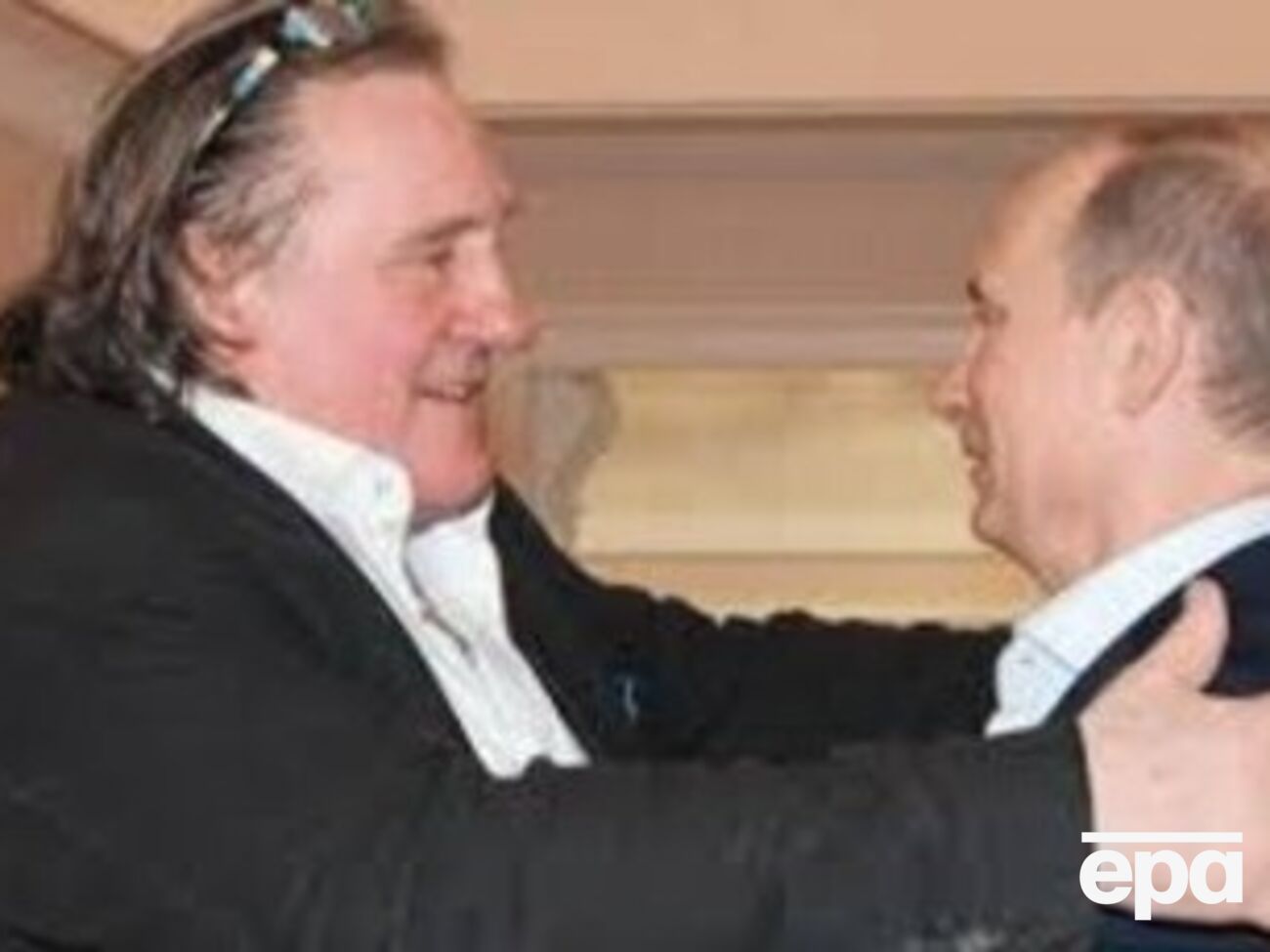 Савченко прекратила сухую голодовку